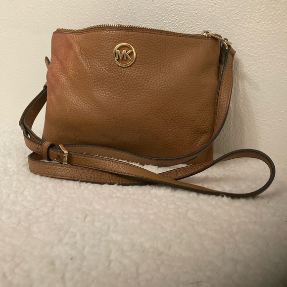 Micheal Kors shoulder bag - Picture 1 of 6